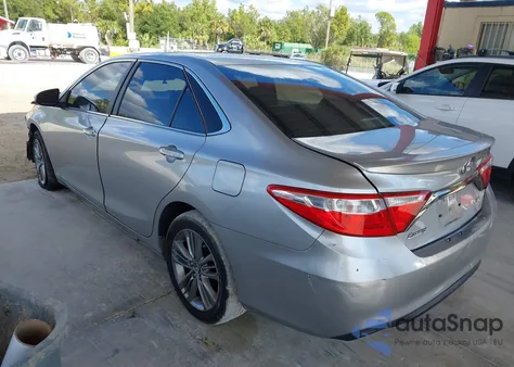 2016 Toyota Camry Se z USA, uszkodzony, nr VIN 4T1BF1FK0GU263240